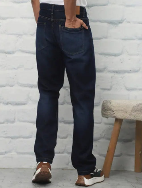 Full Length Fly With Button Closure Knee Slit Jeans